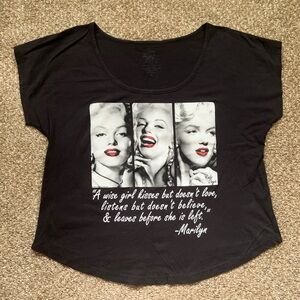 Radio Days Marilyn Monroe Short Sleeve Graphic Crop T-Shirt Black & White Quote